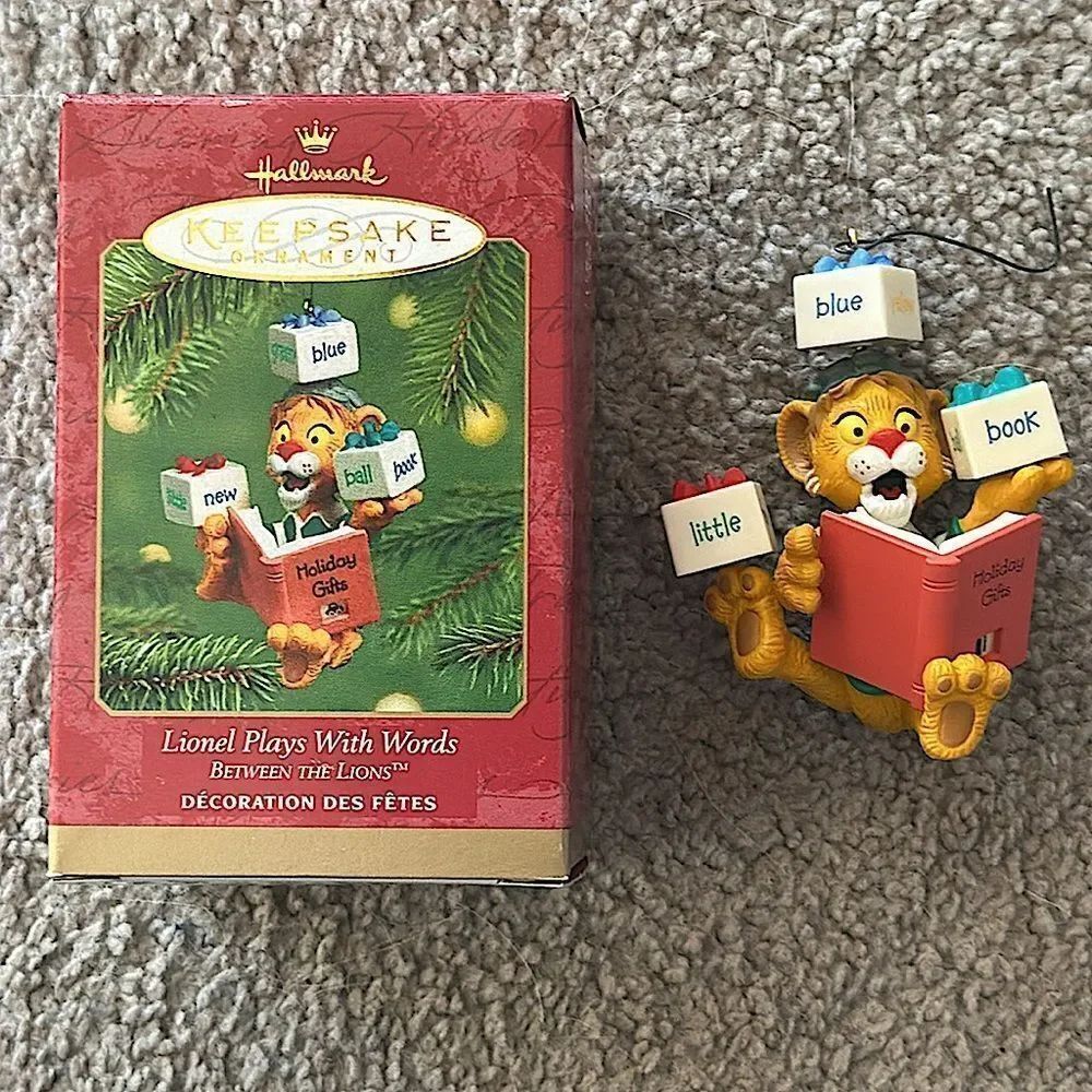RARE!”Lionel Plays With Words”2001 Hallmark Keepsake Ornament!